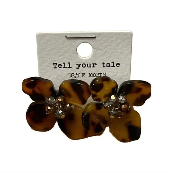 Tell Your Tail lucite flower animal print earrings - NWT - Picture 1 of 6